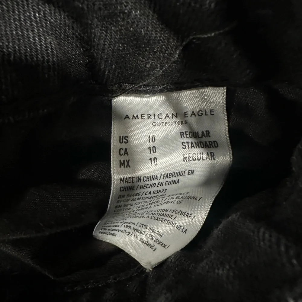 American Eagle Outfitters Black Low-Rise Wide-Leg Jeans - Picture 3 of 3